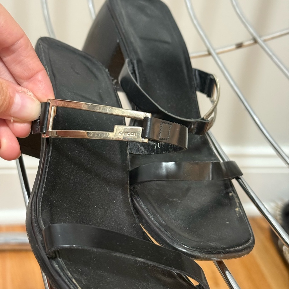 Gucci Black Women's Sandals - Picture 2 of 6